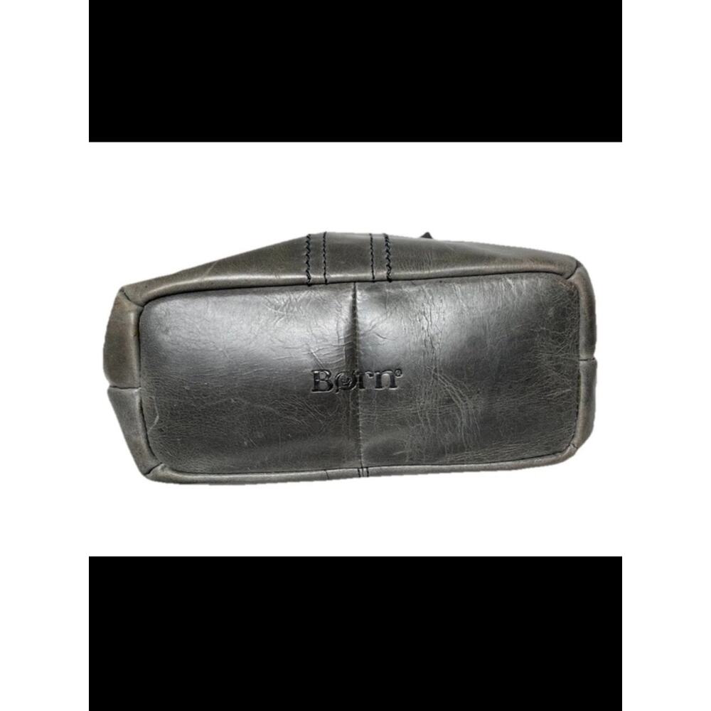 Born grey leather crossbody handbag front back and inside pockets - Picture 7 of 10